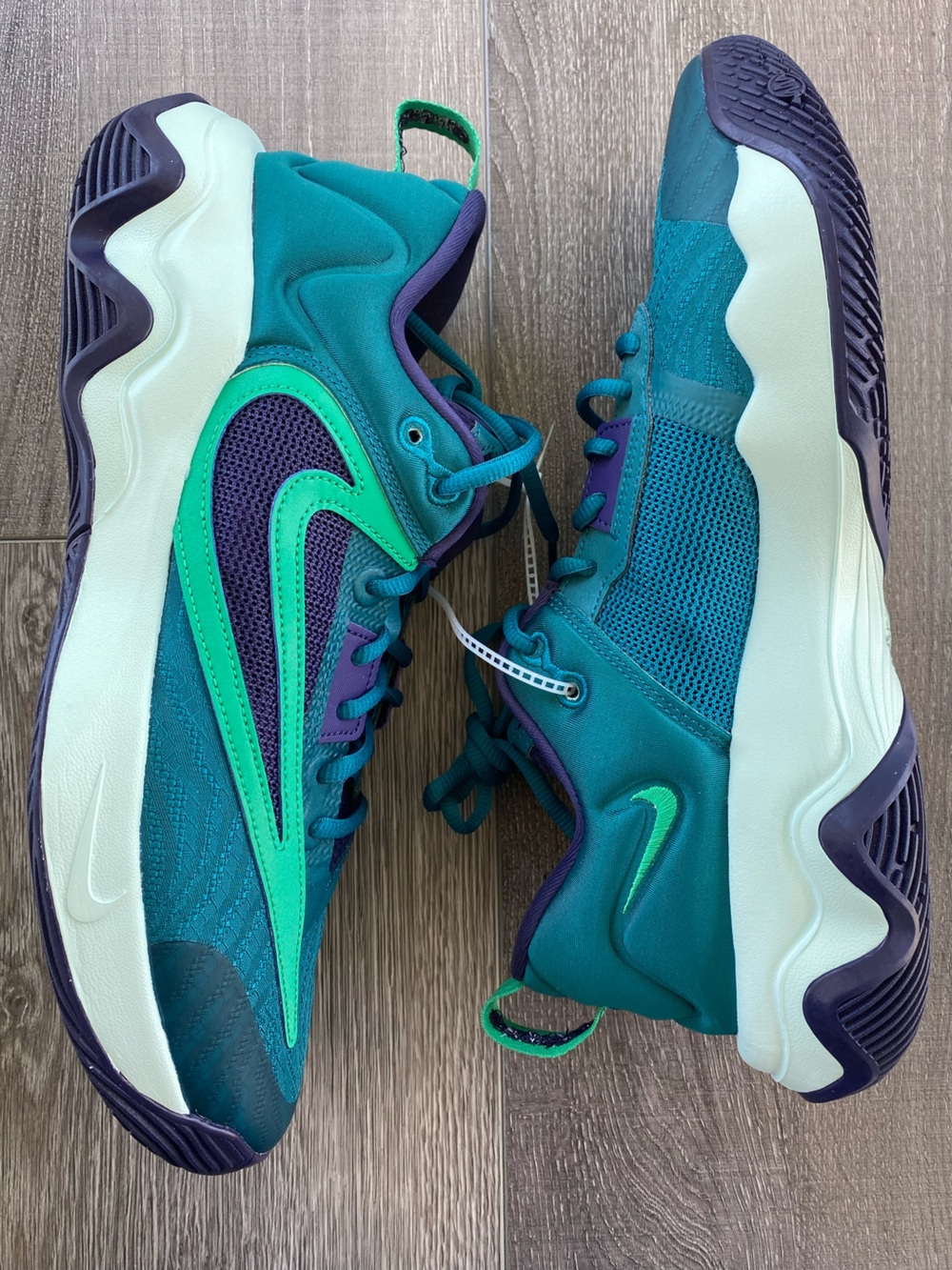 NEW Nike Giannis Immortality Geode Teal Men’s Athletic Basketball Shoes Size 11 - Picture 7 of 12